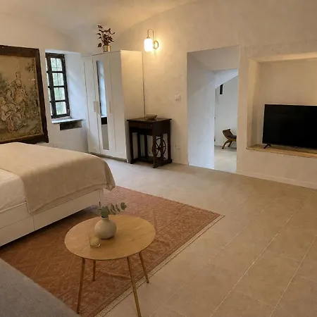 Historic Stone Loft & Alpine Mountain View Apartamento Meana di Susa