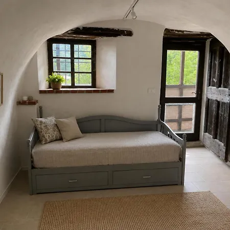 Historic Stone Loft & Alpine Mountain View *